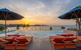 Bandara Phuket Beach Resort - SHA Extra Plus